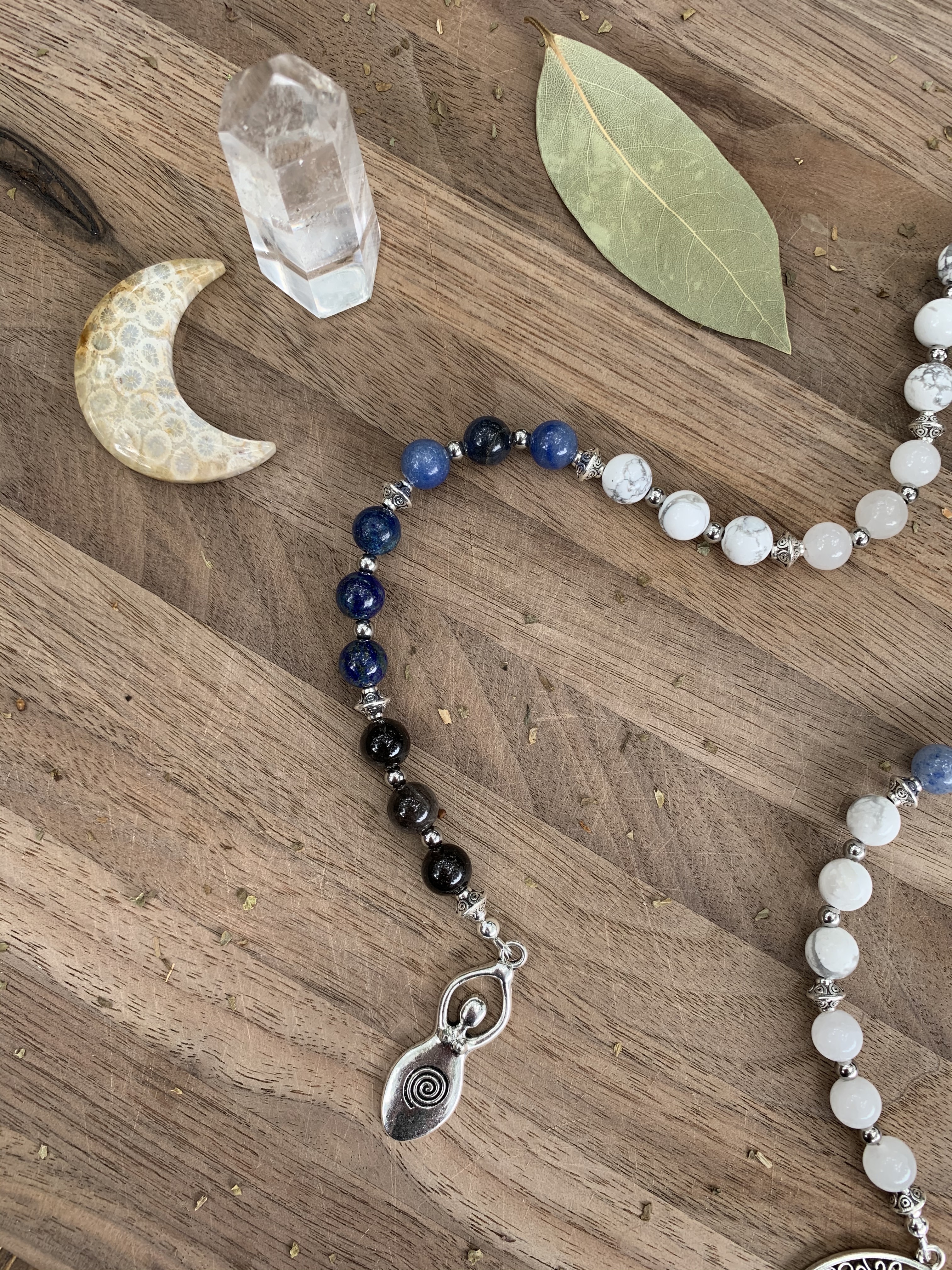 How to Use Pagan Prayer Beads