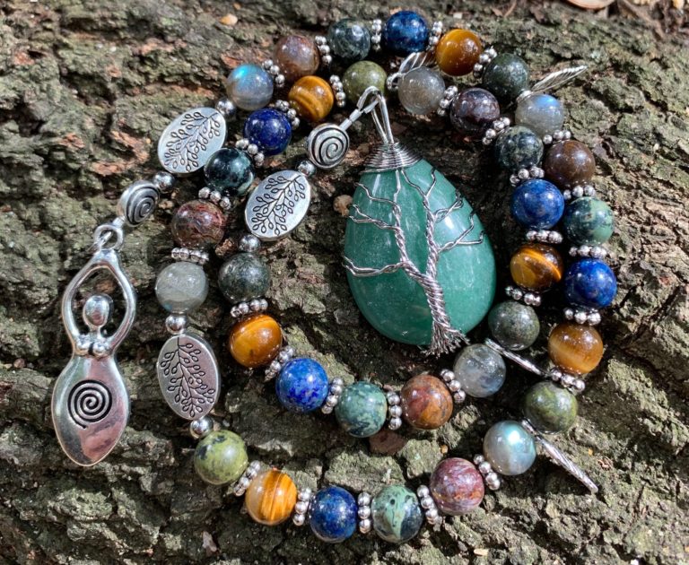 What Are Pagan Prayer Beads? | Mage By Moonlight